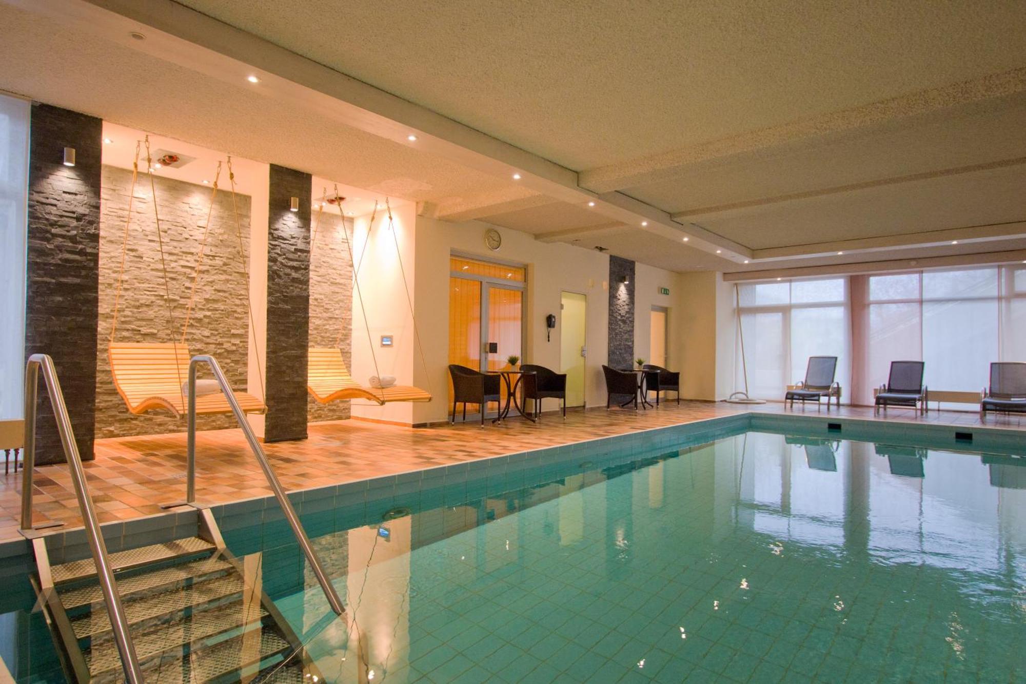 Hotel Hanses-Braeutigam シュマレンベルク エクステリア 写真